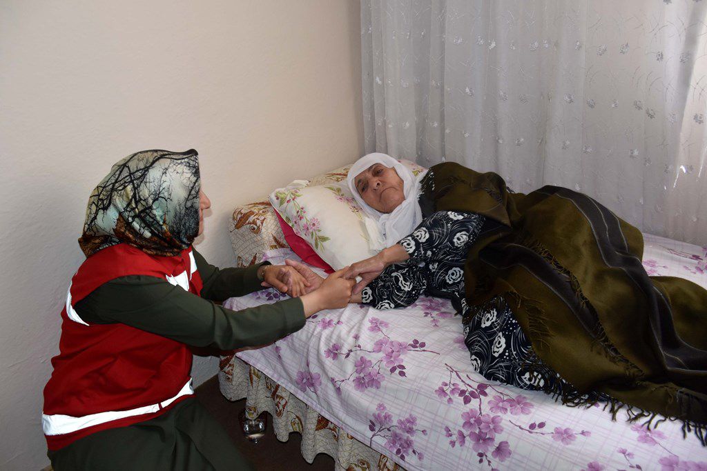 Bakanımız Göktaş: "Evde Bakım Yardımı ödemesini hesaplara yatırmaya başladık"