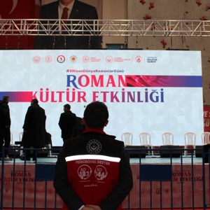 Romanlar Günü’nde Canik’te Müzik ve Eğlence Dolu Gece - fotoğraf 5