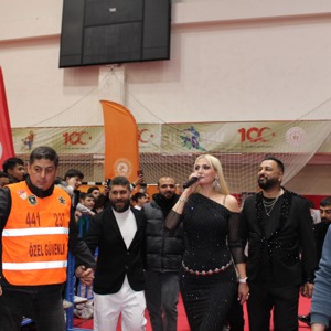 Romanlar Günü’nde Canik’te Müzik ve Eğlence Dolu Gece - fotoğraf 16