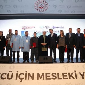Bakan Selçuk: “Mesleki Yeterlilik Belgeleri Çoğaldıkça İş Kazaları Daha da Azalacak" - fotoğraf 1