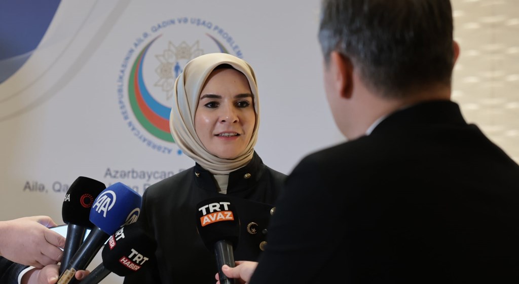 Bakanımız Göktaş: “Sürdürülebilir kalkınmada, kadınların dijital çağda teknolojiye ayak uydurmalarını çok değerli buluyoruz”