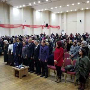Öğretmen evi Konferans Salonunda 400 kadına kadın Kooperatifçiliği ve Finansal Okuryazarlık hakkında bilgilendirme yapılmıştır. - fotoğraf 11