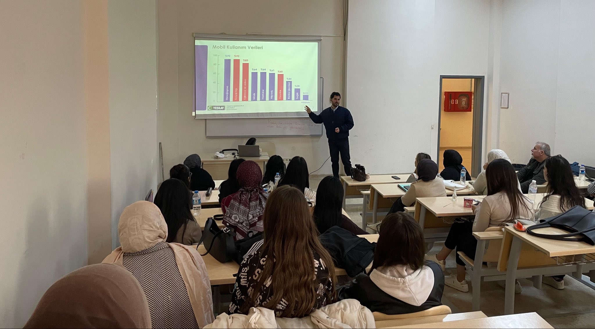 Batman Üniversitesi Kozluk Meslek Yüksek Okulu öğrencilerine “Teknoloji Bağımlılığı” eğitimi