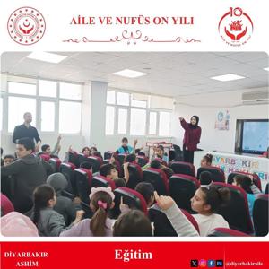 Gazi Ortaokulu Öğrencilerine Yönelik Farkındalık Eğitimi Gerçekleştirildi - fotoğraf 2