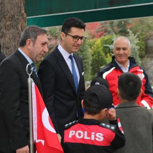 Arefe Günü’nde Şehitlerimize Anlamlı Ziyaret - fotoğraf 2