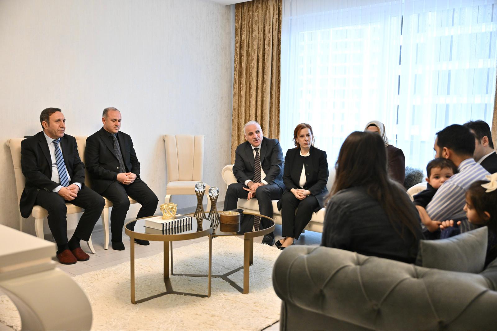 Valimiz Murat Zorluoğlu’ndan Gazi Ailesine Bayram Ziyareti