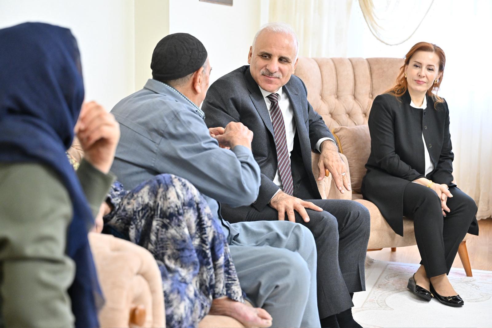 Valimiz Murat Zorluoğlu’ndan Şehit Ailesine Bayram Ziyareti