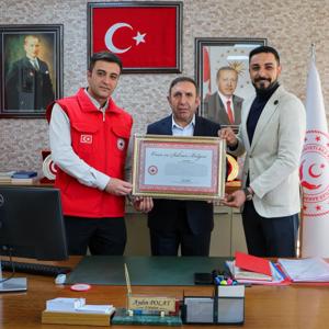 Anadolu Şehit Aileleri, Gazileri ve Güvenlik Korucuları Vakfı’ndan İl Müdürümüze Ziyaret - fotoğraf 2