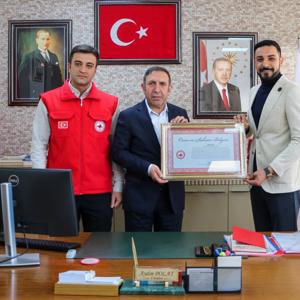 Anadolu Şehit Aileleri, Gazileri ve Güvenlik Korucuları Vakfı’ndan İl Müdürümüze Ziyaret - fotoğraf 1