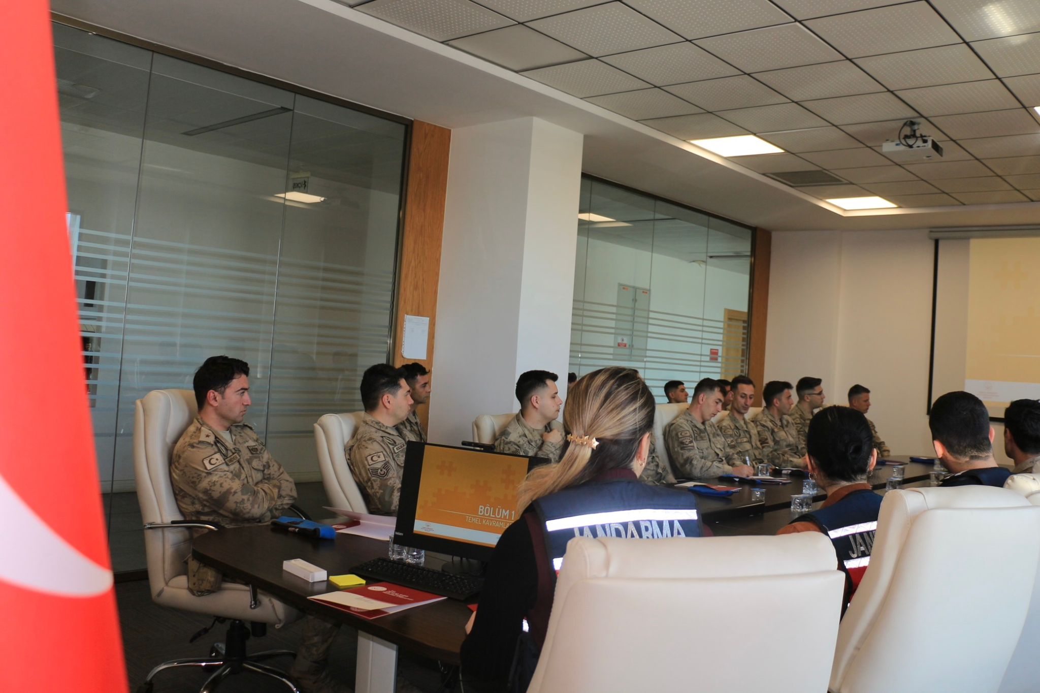 Afetlere Hazırlıkta Güçlü Adım: Jandarma Personeline Psikolojik İlk Yardım Eğitimi Verildi