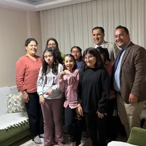 İl Müdürümüz İlkay Türkoğlu, Atça Engelli Bakım ve Rehabilitasyon Merkezi Müdürlüğümüze Bağlı Umut Evlerimizde Kalan Çocuklarımızla - fotoğraf 1