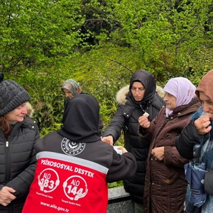 Aziz Şehitlerimiz Kabirleri Başında Anıldı - fotoğraf 4