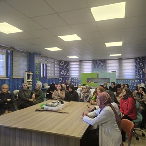 Bilinçli Medya Kullanımı Eğitimi Verildi - fotoğraf 1