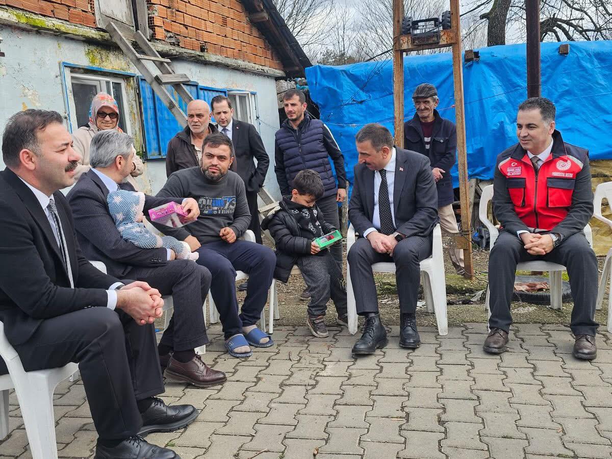 Gelik’te meydana gelen maden ocağındaki göçükten yaralı olarak kurtarılan maden işçisi ziyaret edilmiştir.
