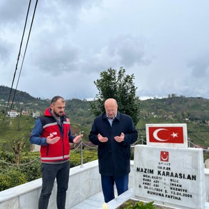 Aziz Şehitlerimiz Kabirleri Başında Anıldı - fotoğraf 1