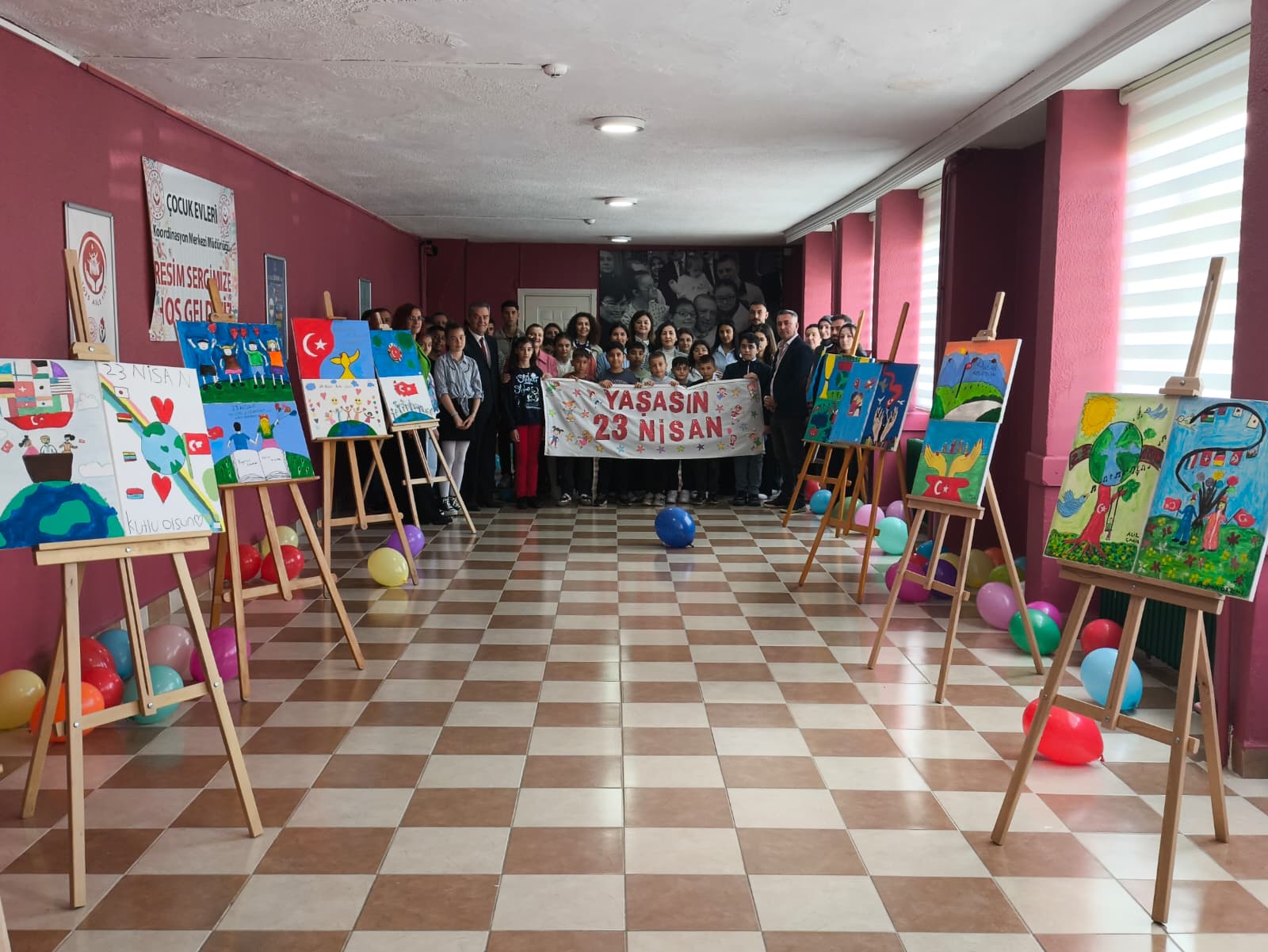 23 Nisan Coşkusu Resim Sergisiyle Taçlandı