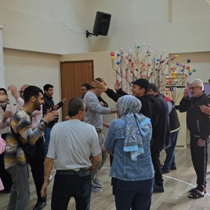 Kadirli Engelsiz Yaşam Bakım ve Rehabilitasyon Merkezi’nde düzenlenen doğum günü etkinliğimize, Osmaniye Engelsiz Yaşam Bakım ve Rehabilitasyon Merkezi’nde koruma ve bakım altında bulunan bireylerimiz de katılım sağlamıştır. - fotoğraf 3