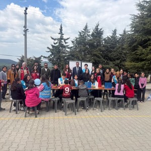 Sındırgı Yüreğil’de 23 Nisan Coşkusu - fotoğraf 8