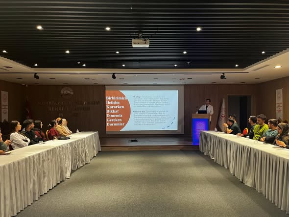 “Kurumsal İletişim ve Sağlıklı İlişkiler” Konulu Eğitim Düzenlendi