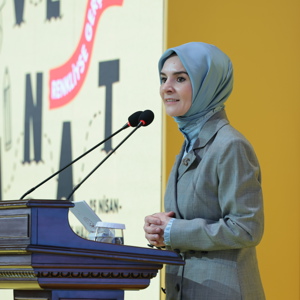 Emine Erdoğan Hanımefendi ve Bakanımız Göktaş, Rami Çocuk ve Sanat Bienali'nin açılışına katıldı - fotoğraf 3