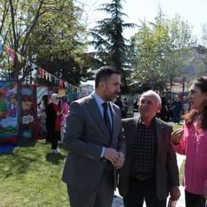 23 Nisan Ulusal Egemenlik ve Çocuk Bayramı Kapsamında Düzenlenen Programda Çocuklarımız ve Büyüklerimiz Bir Araya Geldi - fotoğraf 2