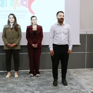 Anka Çocuk Destek Programı Eğitimleri 4 İlin Katılımıyla Başladı: "Bir Çocuğa Dokunmak Bir Nesle Dokunmaktır" - fotoğraf 10