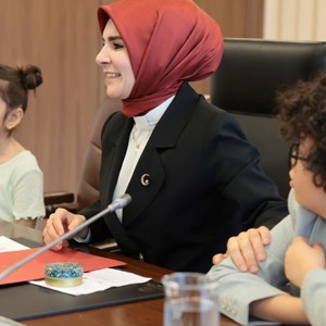 Bakanımız Göktaş, 23 Nisan dolayısıyla dolayısıyla şehit ve gazi çocuklarını ağırladı - fotoğraf 6