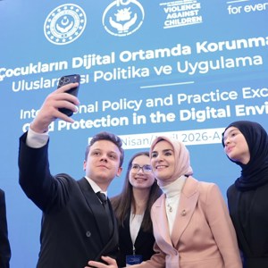 Emine Erdoğan Hanımefendi ve Bakanımız Göktaş, "Çocukların Dijital Ortamda Korunmasına İlişkin Uluslararası Politika ve Uygulama Paylaşımı" toplantısına katıldı - fotoğraf 9