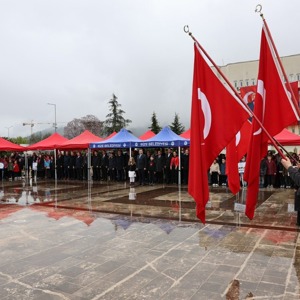  23 Nisan Çoşkusu Çocuklarla Paylaşıldı - fotoğraf 1