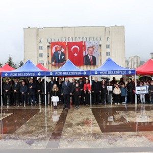  23 Nisan Çoşkusu Çocuklarla Paylaşıldı - fotoğraf 2