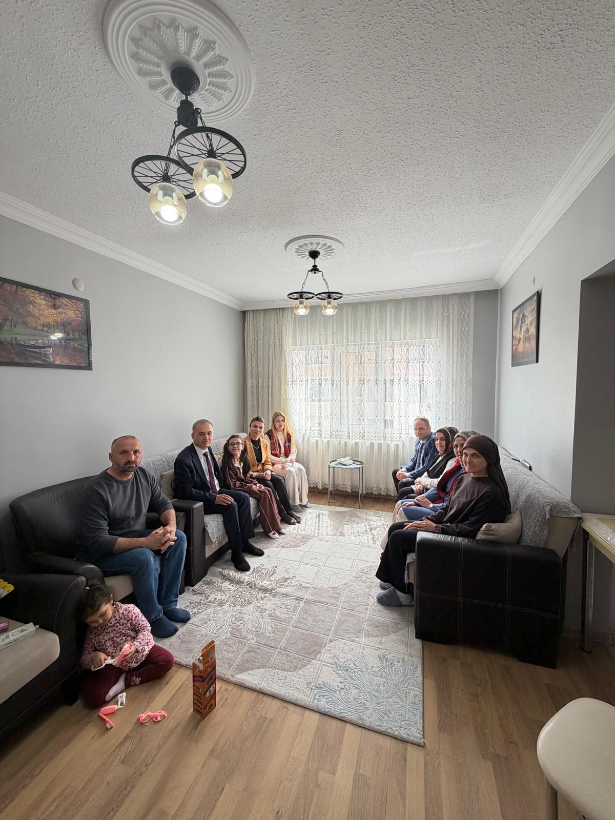 Aile Yılı Kapsamında Hane Ziyaretleriyle Bağlar Güçleniyor