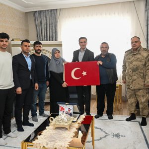 Şehit Piyade Uzman Çavuş Adem Gezer’in Ailesini Ziyaret Ettik. - fotoğraf 1