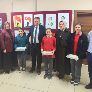 Şehitlerimizi Tanıyoruz Projesi Kapsamında 28.04.2026 Tarihinde Oymalıtepe Şehit Sedat Kaplan Ortaokulunda Program Gerçekleştirildi. - fotoğraf 4