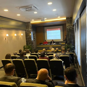 Vali Yardımcımız Nihat KAYNAR Başkanlığında “Sosyal Risk Haritaları, Aile Rehberi ve Çocuklar Güvende Sistemleri Değerlendirme ve Koordinasyon Toplantısı” Gerçekleştirildi - fotoğraf 4