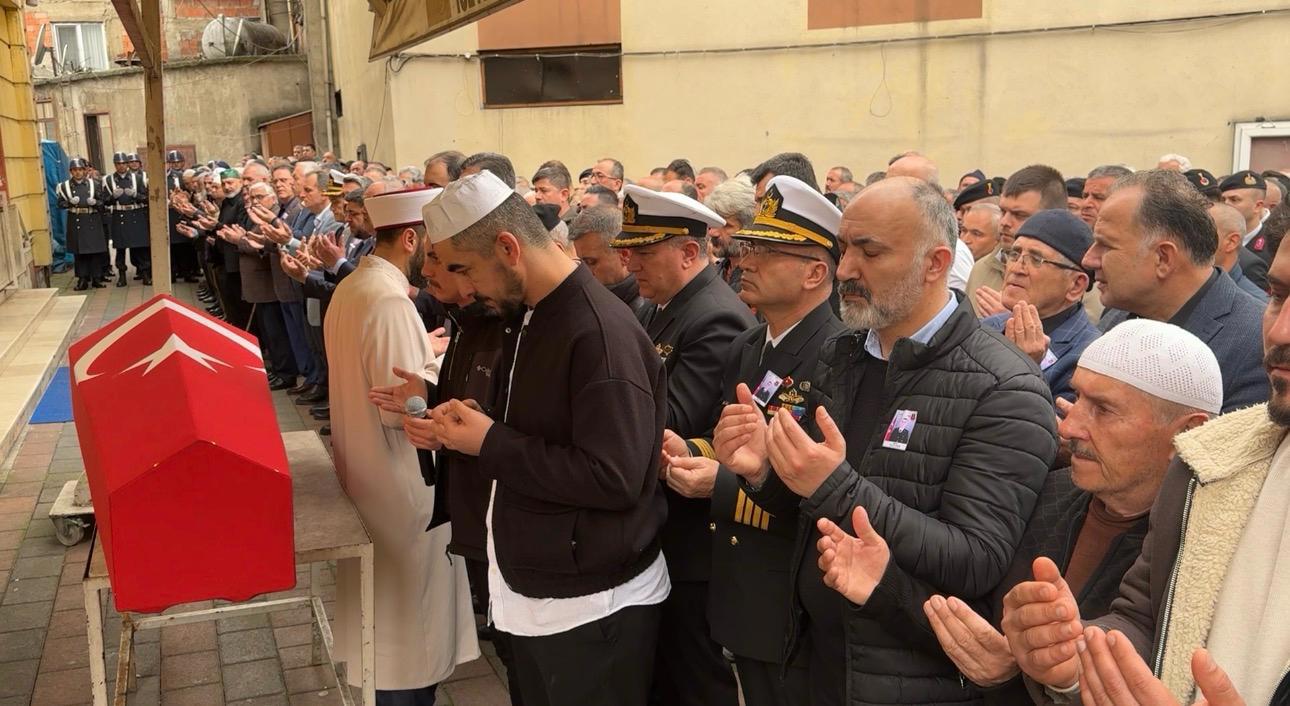 Hemşehrimiz Uzm. Çvş. Umut Can Heptaş son yolculuğuna uğurlandı - fotoğraf 1
