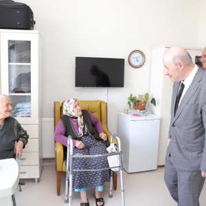 Hukuk Hizmetleri Genel Müdür Yardımcısı Rauf Karslı’dan Serhat Sığınak Huzurevi’ne Ziyaret - fotoğraf 8