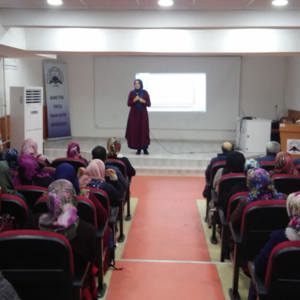 Aile Eğitim Programı Kapsamında, Yüreğir Sosyal Hizmet Merkezimizce Düzenlenen Eğitim Semineri - fotoğraf 1