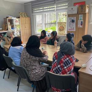 Karabük Merkez ve Cumayanı Aile Destek Merkezlerinde Gerçekleştirilen Bilgilendirme Faaliyetinde Bakanlığımızın Hizmet Modelleri Tanıtıldı - fotoğraf 1