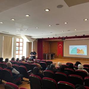 Safranboluda Afet ve Yangın Farkındalığı Eğitimi Gerçekleştirildi - fotoğraf 2