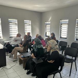 Aile Destek Merkezi Kursiyerlerine Evlilik Öncesi Eğitim Verildi - fotoğraf 2