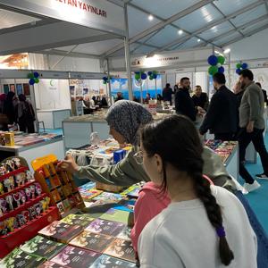 Çocuklar Kitap Fuarını Ziyaret Etti - fotoğraf 2