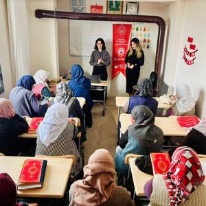 Kadına Yönelik Şiddetle Mücadele Kapsamında Farkındalık ve Eğitim Çalışması Gerçekleştirildi - fotoğraf 1