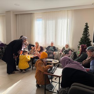“Gelecekten Geçmişe Nesiller Arası Etkileşim” Projesi Kapsamında Anlamlı Buluşma - fotoğraf 3
