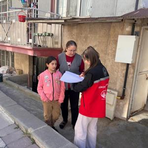 Evde Bakım Hizmetinden Yararlanan Ailelerimize Bayram Ziyareti Gerçekleştirildi - fotoğraf 1