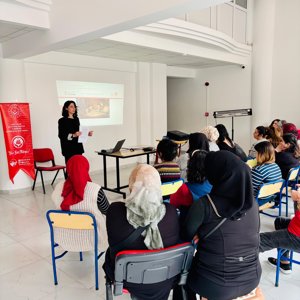 Dijital Güvenlik ve Akran Zorbalığına Yönelik Farkındalık Eğitimi Gerçekleştirildi - fotoğraf 2