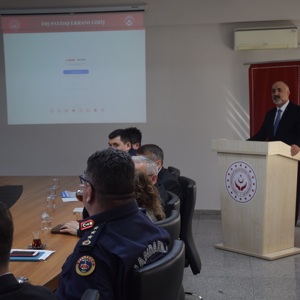 Sosyal Risk Haritası Çalışmalarına İlişkin Değerlendirme Toplantısı Gerçekleştirildi - fotoğraf 3