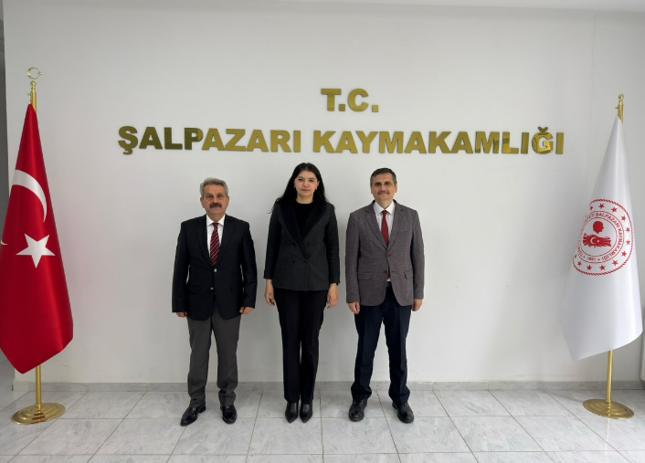 İl Müdürümüz 05.05.2026 Tarihinde Şalpazarı Kaymakamı Kezban Yerlikaya’yı Makamında Ziyaret Etti.