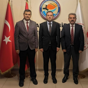İl Müdürümüz Vakfıkebir Kaymakamı Kadir Ulusoy’u Makamında Ziyaret Etti. - fotoğraf 1