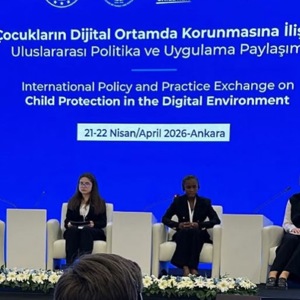 Ordu’nun Çocuk Hakları Elçisi Uluslararası Zirvede: Dijital Güvenlik Masaya Yatırıldı - fotoğraf 2