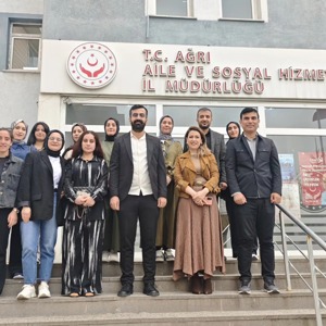 Ağrı İbrahim Çeçen Üniversitesi Sosyal Hizmet Bölümü Öğrencileri, İl Müdürümüz Ertaç BAKİ'yi ziyaret ettiler. - fotoğraf 6